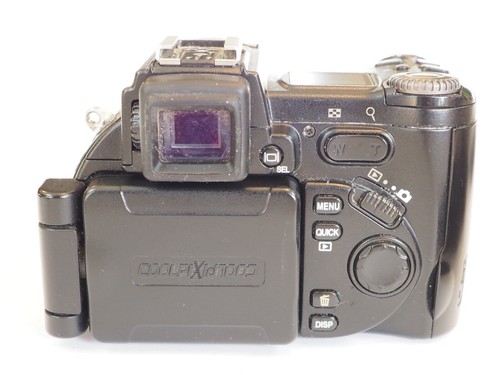 Nikon Coolpix 8700 Digital Camera 8 mega pixels 8x Nikkor ED Lens w. MH-53, N65 - 第 7/11 張圖片