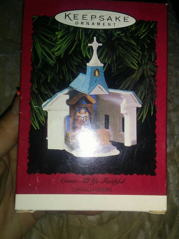 Hallmark ‘Come All Ye Faithful’ Church Nativity Keepsake Ornament (1996) 
