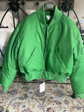 Bottega Veneta Oversized Down Jacket With Zip And Internal Pockets Lined.