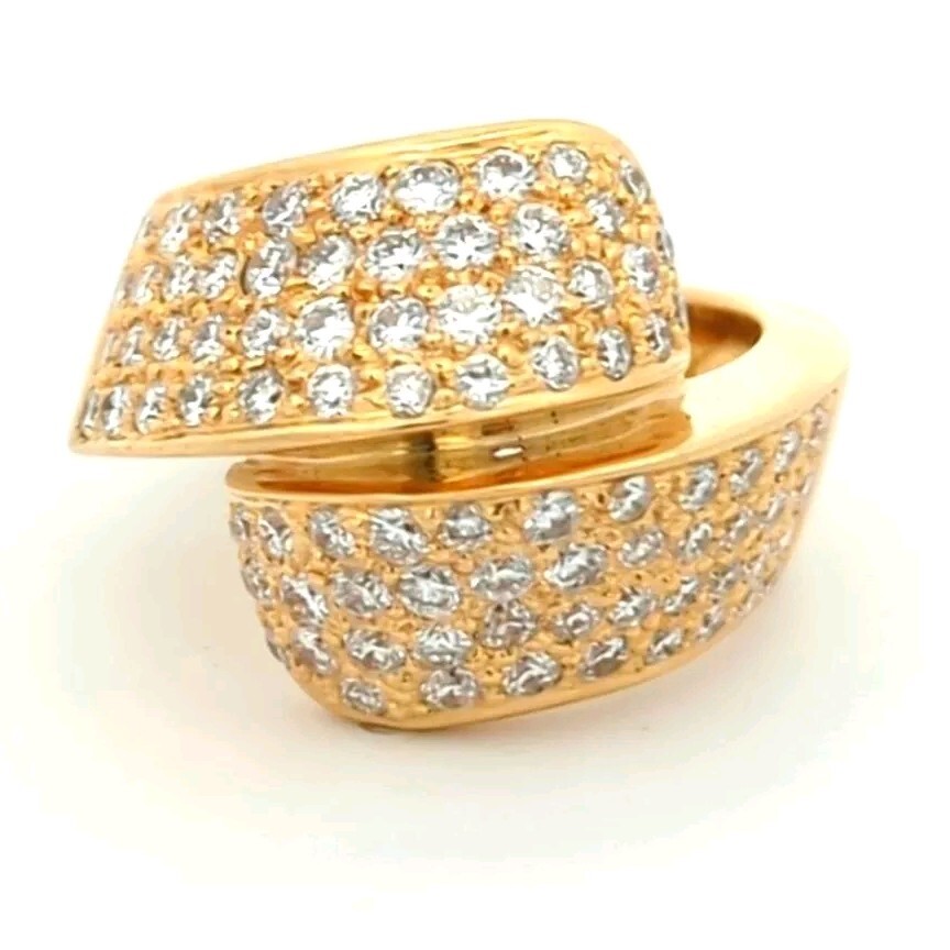 Video 18K Yellow Gold Natural Round Cut Diamond 💎 Vergano Designer Ring Dome