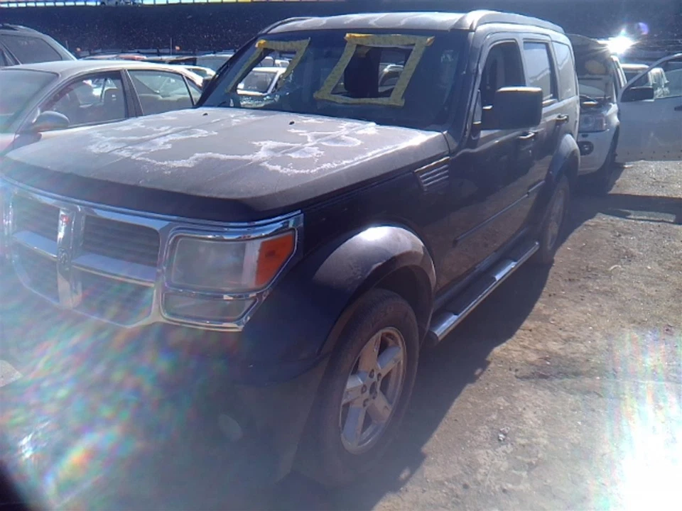 Regulador de janela dianteiro esquerdo usado serve para: 2008 Dodge Nitro elétrico frontal - Imagem 3 de 4