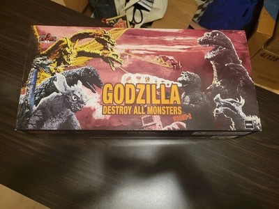 Godzilla Destroy All Monsters 1968 Round 2 Boxed Set Mezco