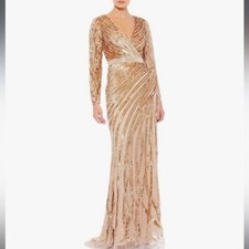 Mac Duggal 5438 V-Neck Dress for Evening - Gorgeous Formal Dress Size 6