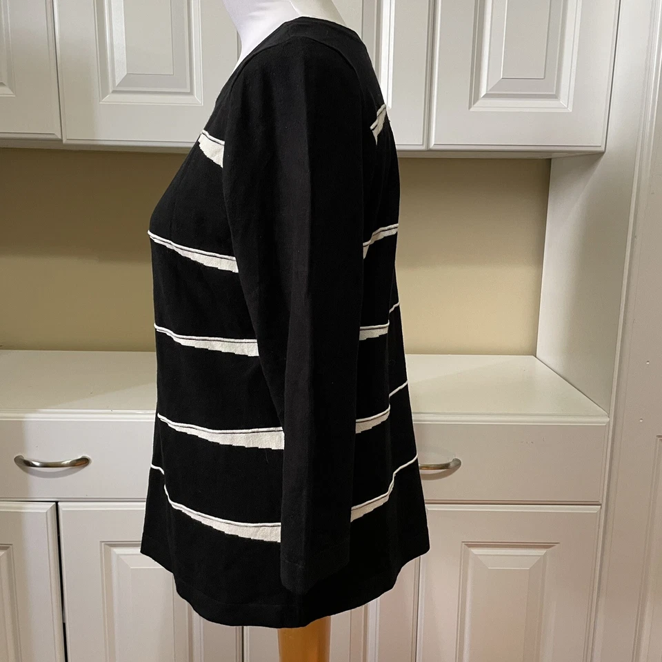 Suéter Pullover VENINI Tejido Elástico Para Mujer Talla XL Cuello Barco Negro y Hueso Nuevo con Etiquetas Foto 2 de 4