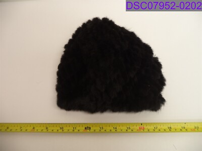 Women\'s Winter Furry Pull-on Hat NWOT Winter Warm Earflap Hat with Faux Fur Lining | Mercari main image 4