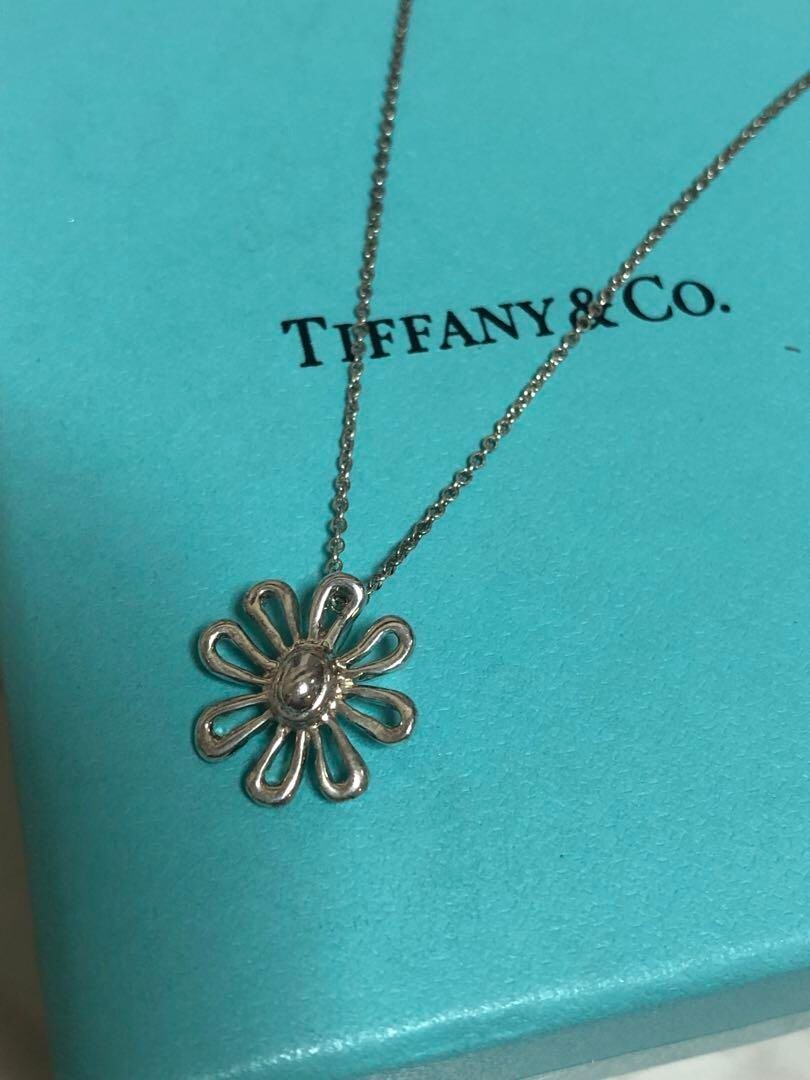 Tiffany & Co. Necklace Daisy Flower 16