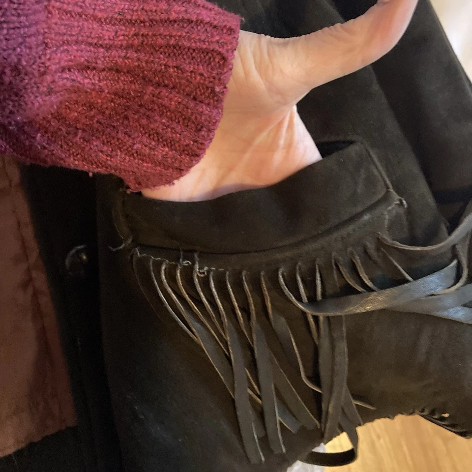 Chaqueta con flecos de cuero gamuza marrón años 70 Foto 4 de 4