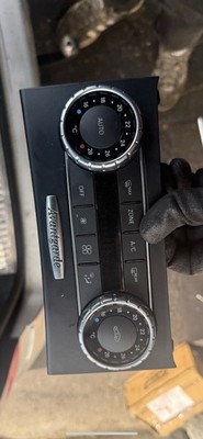 Mercedes Benz W204 Klimabedienteil Steuergerät A2049003803 2049003803 