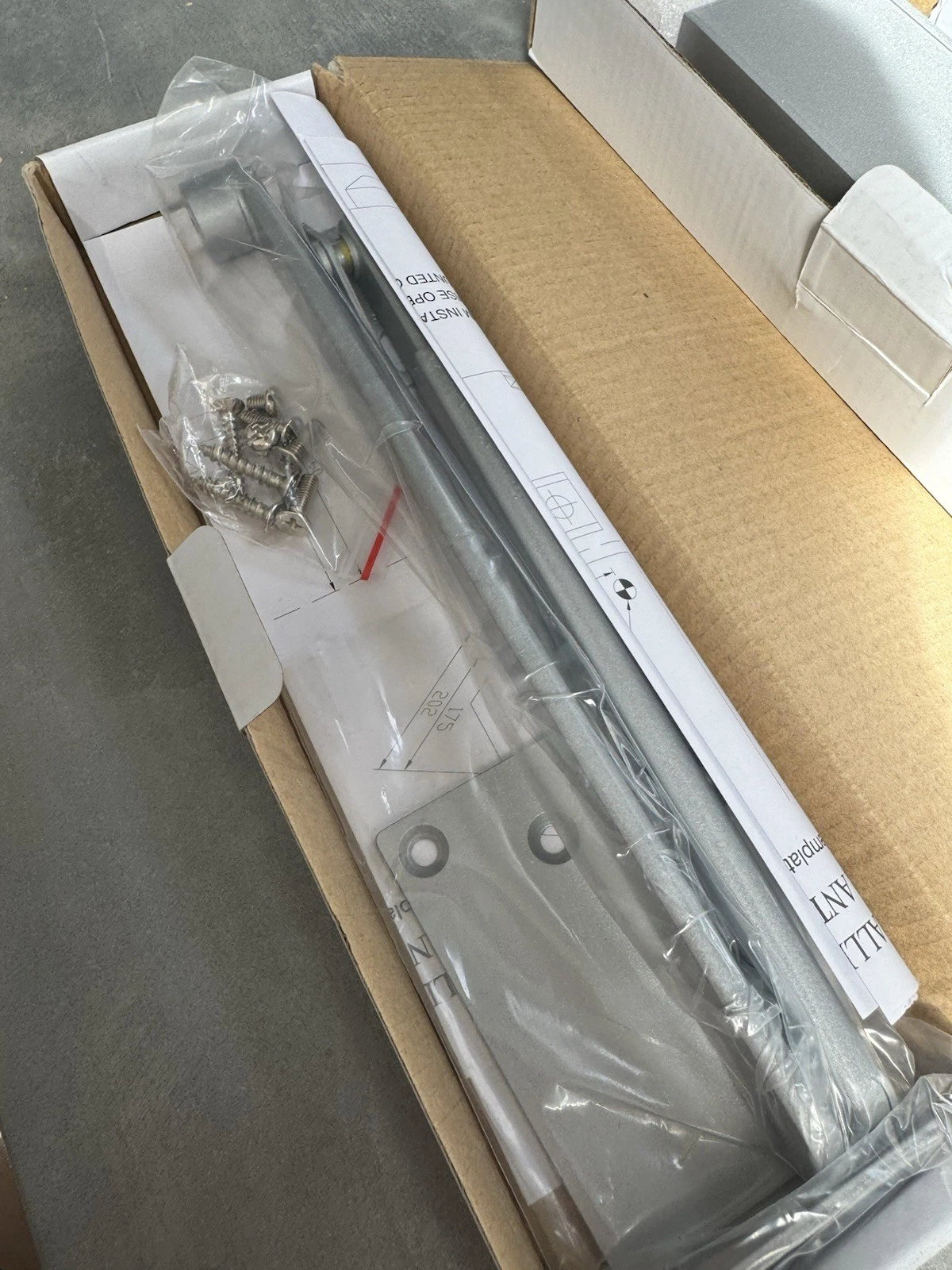 Boss HS6353-08 Architectural Slimline Overhead Door Closer Size 2-5 New 5