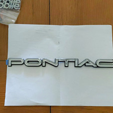1992 To 1995 Pontiac Bonneville Pontiac Emblem Nos Oem 25614072 New