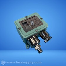 SMC ISG231-030H2L9 Pressure Switch, Pressure Range 0.2-2.0MPa FNIP