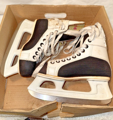 Graf Switzerland Pro Junior 205 Ice Hockey Skates Size 3 229mm/9'' blades 708-90