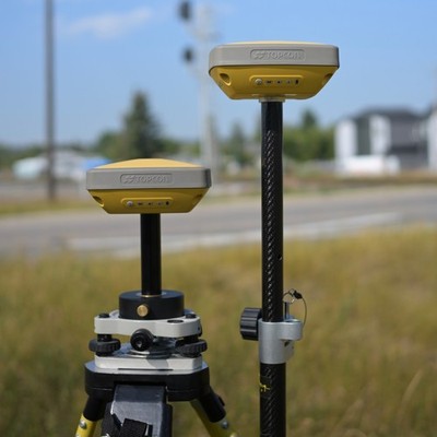 Topcon Hiper SR Base and Rover