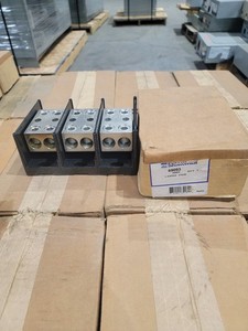 FERRAZ SHAWMUT PDB 3 POLE 600v 69093 Distribution Block 500 kcmil mcm lug lugs