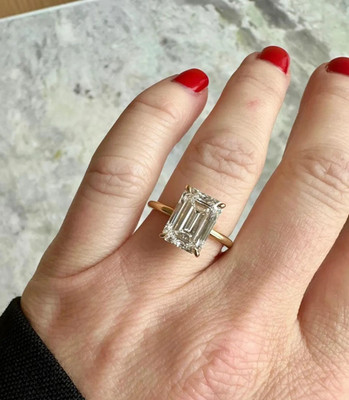 Radiant Cut 4.00CT Lab Grown Diamond Solitaire Ring 14k Yellow Gold Best Gift