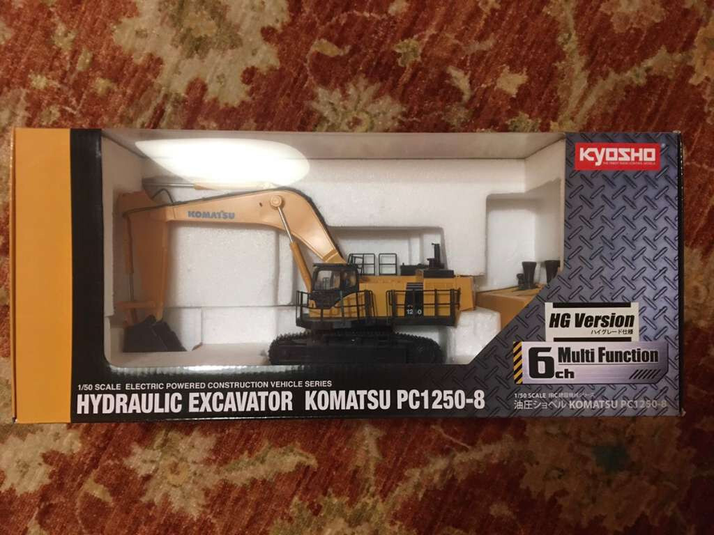 Kyosho 1/50 コマツ PC1250-8 & D575A-3 SD - 模型製作用品 Kyosho 1/50 コマツ PC1250-8 & D575A-3 SD - 模型製作用品