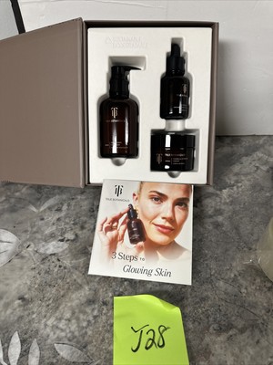 True Botanicals 3-Steps to Glowing Skin with Cleanser, Serum & Cream New In Box