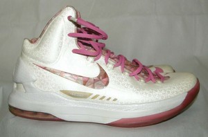 kobe aunt pearl