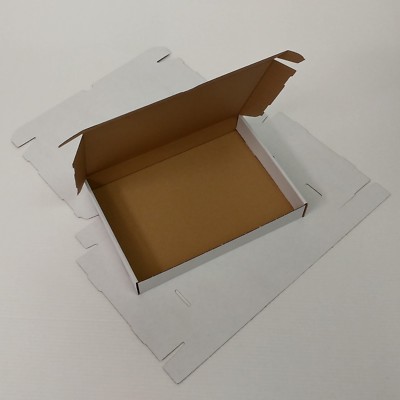 Maxibrief Karton weiss 350x250x50mm (innen: 330x242x45mm)
