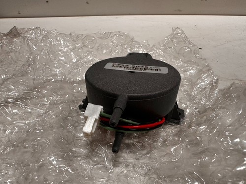 TRANE TDR00282 TRANSDUCER PRESSURE ASSEMBLY NOS - Picture 3 of 5
