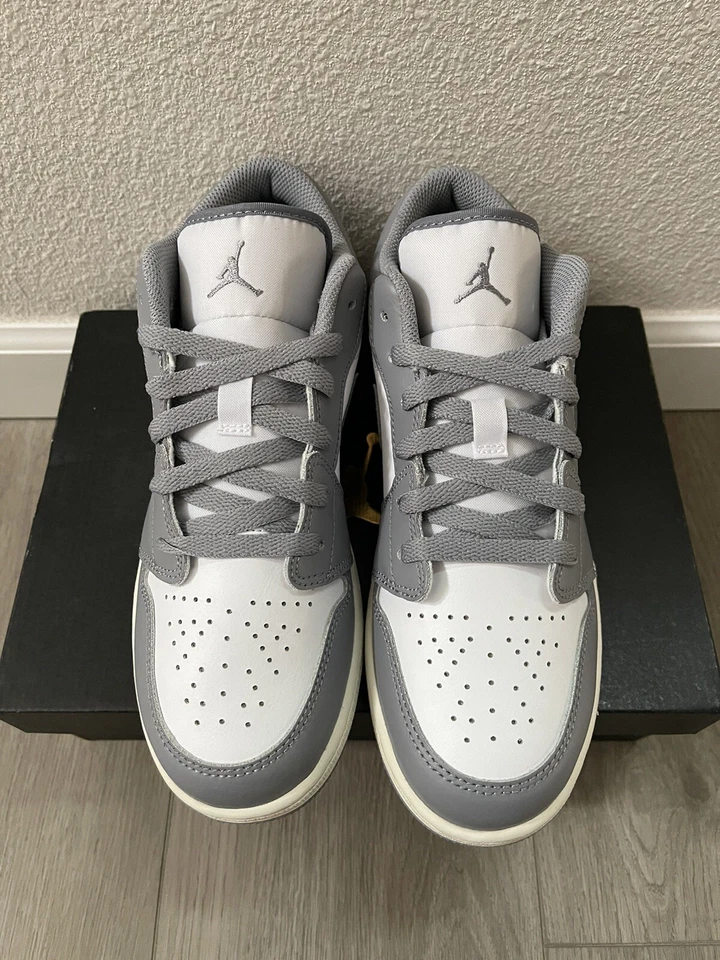 Nike Air Jordan 1 Low Vintage Gris (GS) Talla 7Y/8.5W 553560-053 NUEVO DS Foto 4 de 4