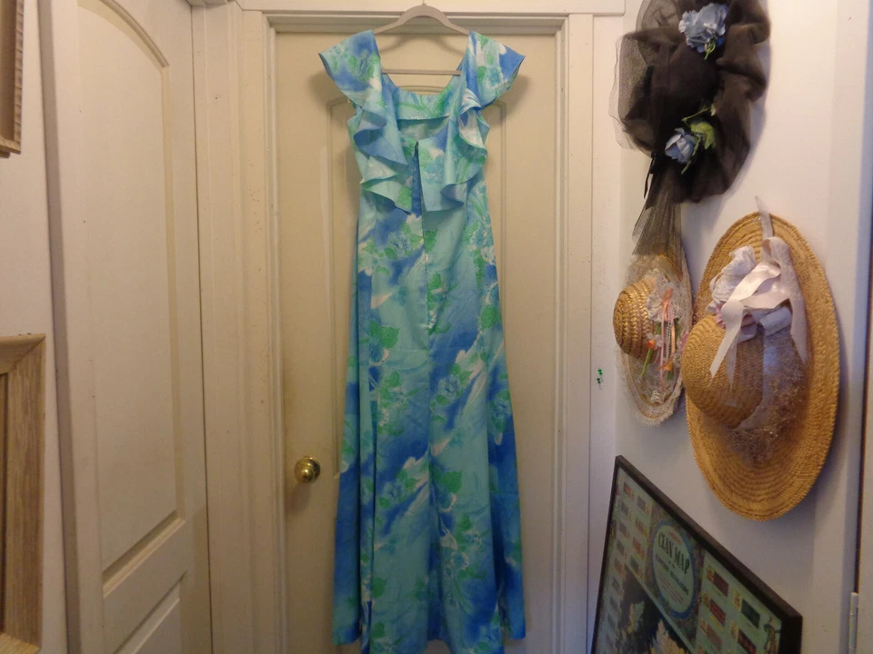 VESTIDO MAXI PRINCESA REAL HAWAIANA DE COLECCIÓN AÑOS 70 CON VOLANTES 14 Foto 3 de 4