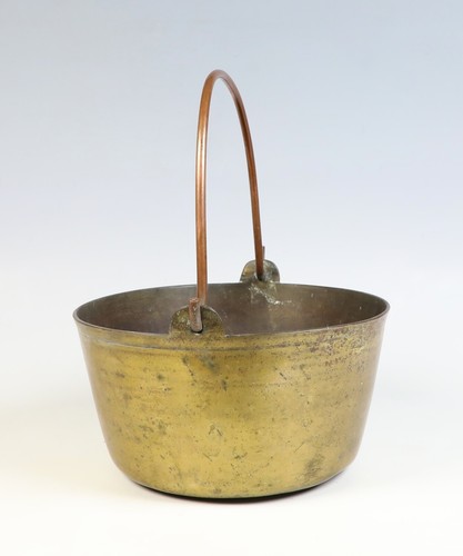 Antique Brass and Copper Hanging Cauldron / Stew Pot / Jam Pan - Picture 4 of 7
