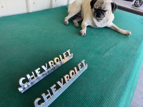 Vintage 1947 - 1953 Chevrolet Truck Hood Side Emblems Chrome Pair 3692103 - Picture 8 of 9
