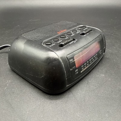 Sunbeam Hospitality AM FM Alarm Black Clock Radio Model 89014