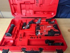Milwaukee M12 Hammervac Universal HEPA Dust Extractor Kit 2306-22