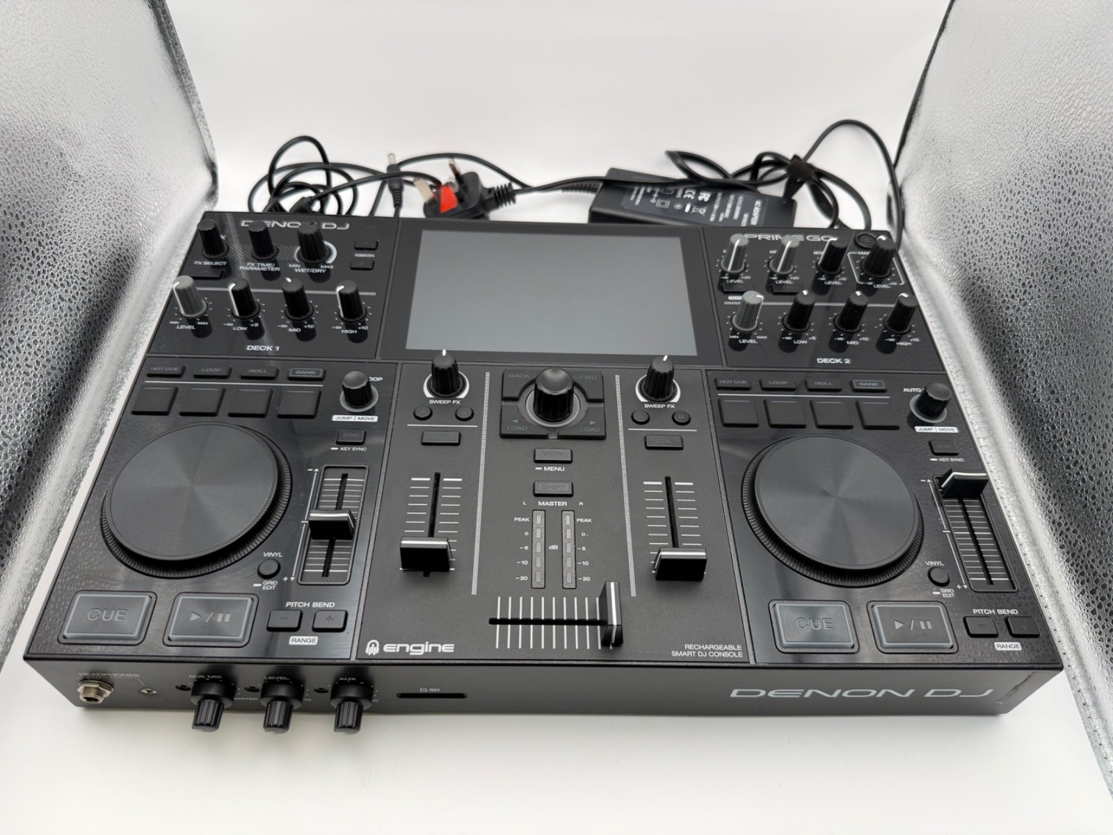 Denon DJ Prime Go - Portable DJ controller And Mixer