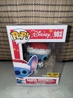 Funko Pop! Disney - Santa Stitch with Scrump - Hot Topic (Exclusive) #983