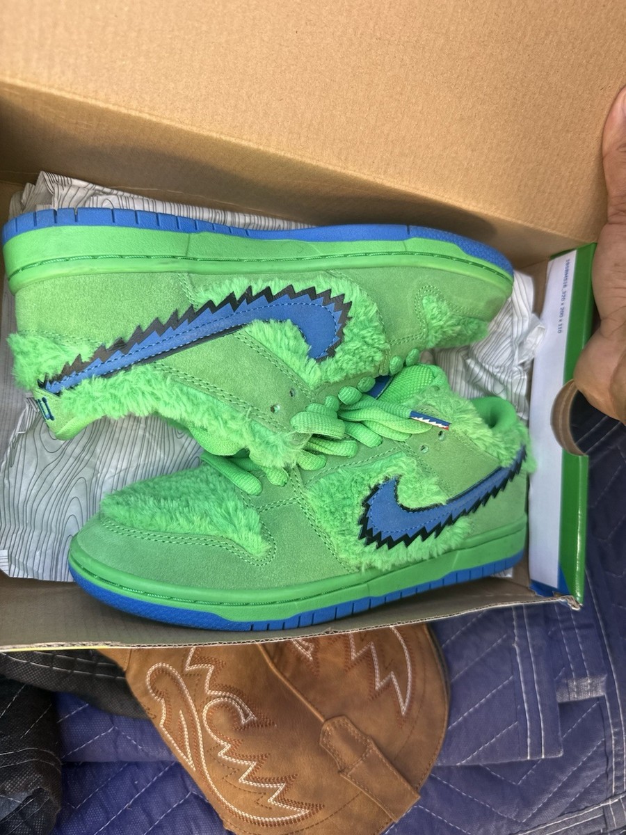 Nike SB Dunk Low Pro QS Grateful Dead Bear Green Limited Edition