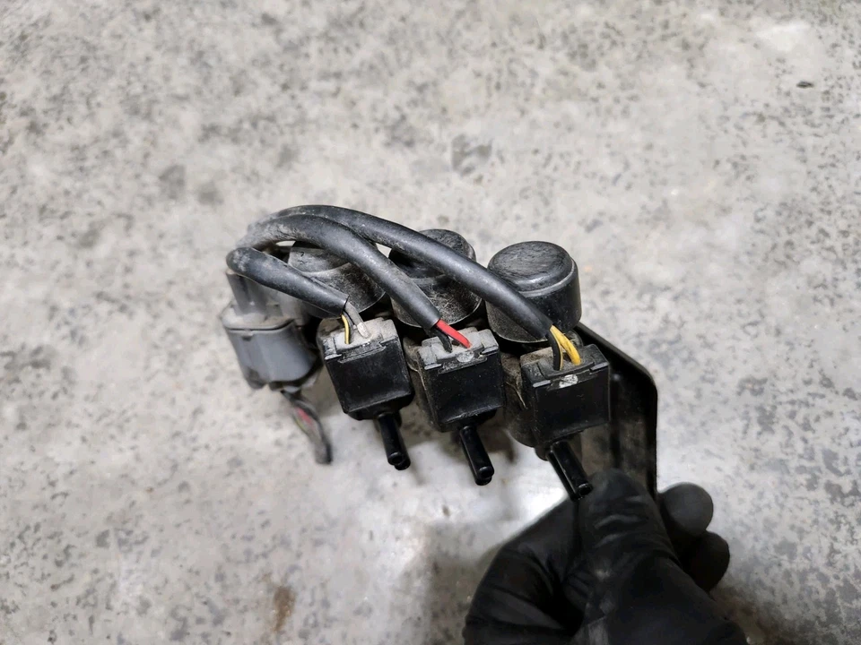 Соленоид в сборе Acura NSX Legend Vigor Control 1991-1995 36164PY3901 - Изображение 3 из 4