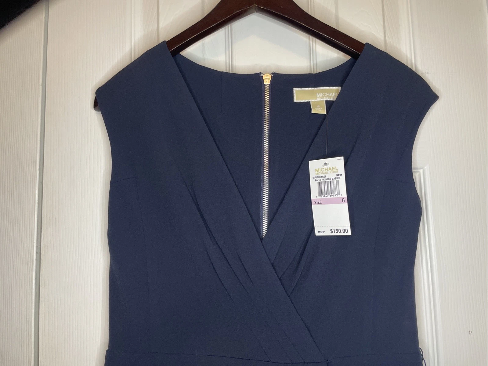 Abito da cocktail scollo a V Michael Kors blu navy tubino taglia 6 volant senza maniche nuovo con etichette