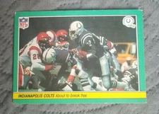 About to break. "Indianapolis Colts", 1984 Fleer Team Action Football Card #3