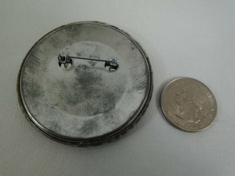 AJ Foyt Copenhagen / Gilmore Racing Oldsmobile Daytona 500 Collector Button Pin - Image 4 of 4