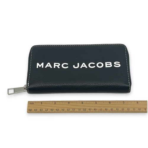 Marc Jacobs Black Leather Zip-Around Wallet with Logo & Barcode Print - Picture 3 of 16