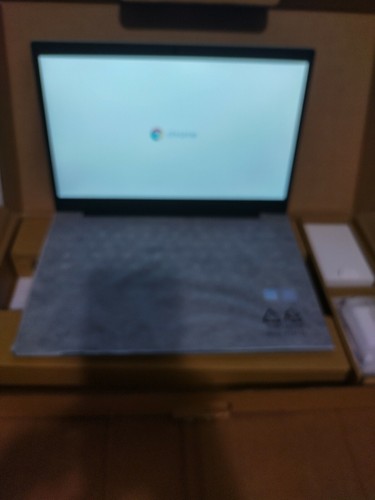 Samsung Galaxy Chromebook Go 14\