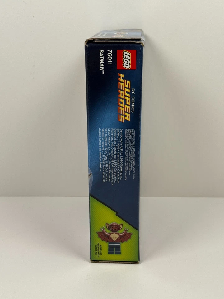 LEGO DC Super Heroes 76011 Batman: Man-Bat Attack Nice Box Sealed Priority - Image 3 of 4