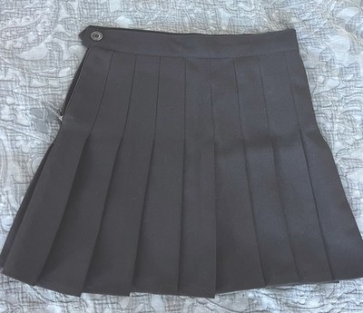 XIN YI ZU WEARS JEANS School Girl Pleated Mini Skirt SIZE XS