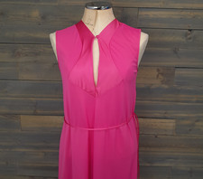 Vanity Fair Maxi Nightgown Womens S Petite Negligee Pink Keyhole USA Vtg 70's