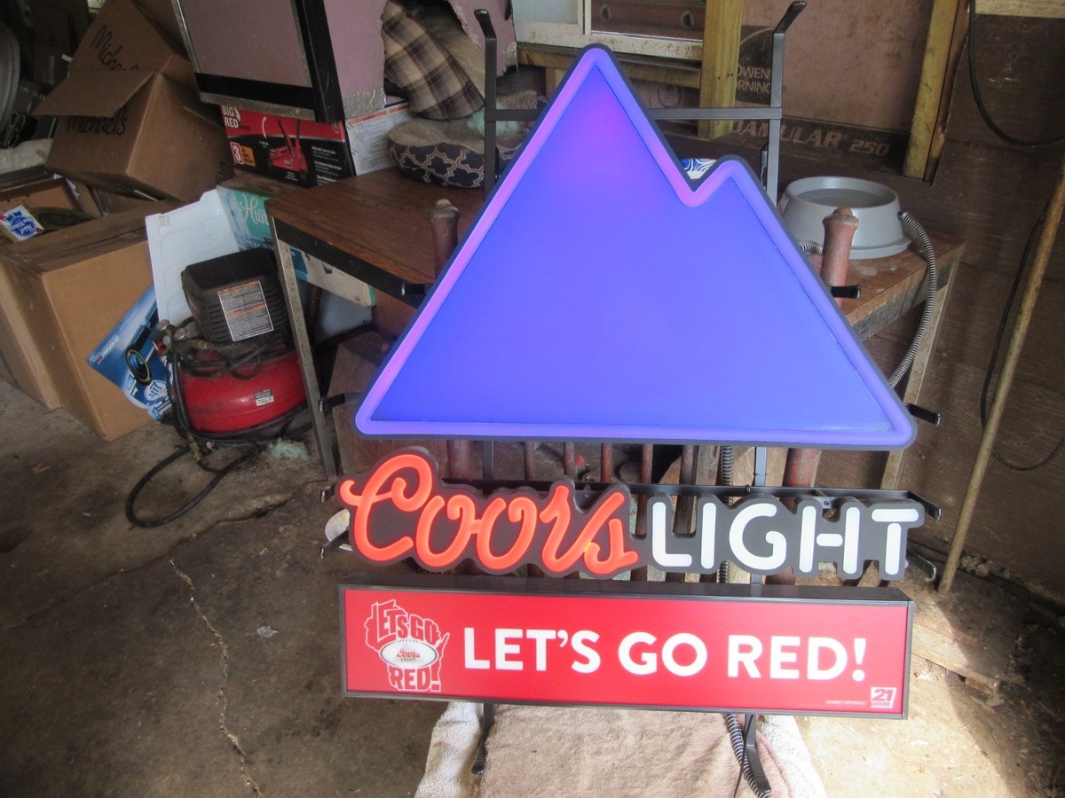 Coors Light Neo Neon Motion Beer Sign Color Changing Wisconsin