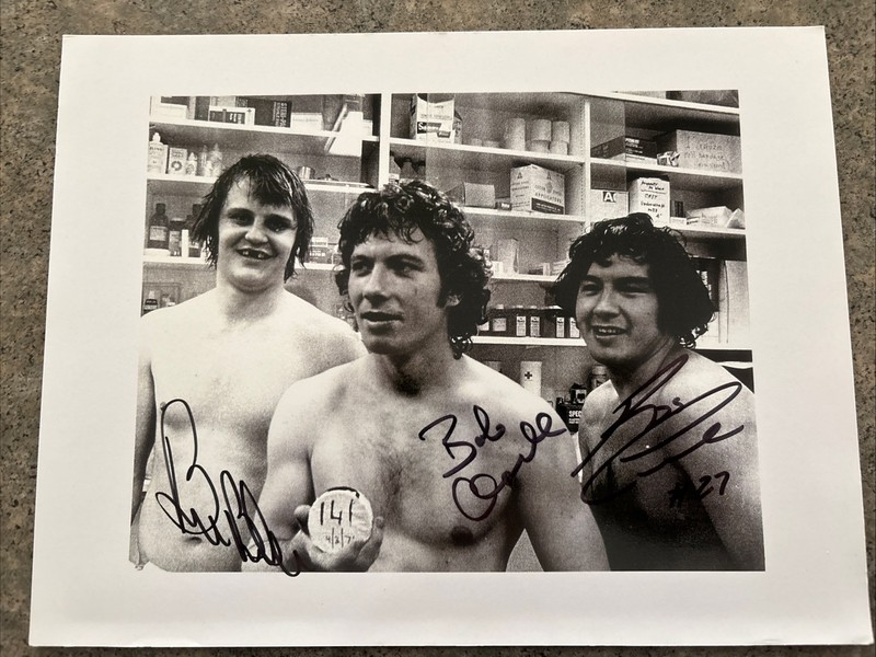 PHILADELPHIA FLYERS LCB LINE BOBBY CLARKE BILL BARBER REGGIE LEACH SIGNED 8X10