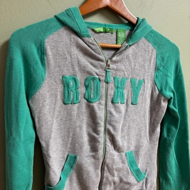 VTG Roxy Womens Sweater Hoodie Size S Ramie Y2K Spellout Full Zip Beach Casual - Image 2 of 4