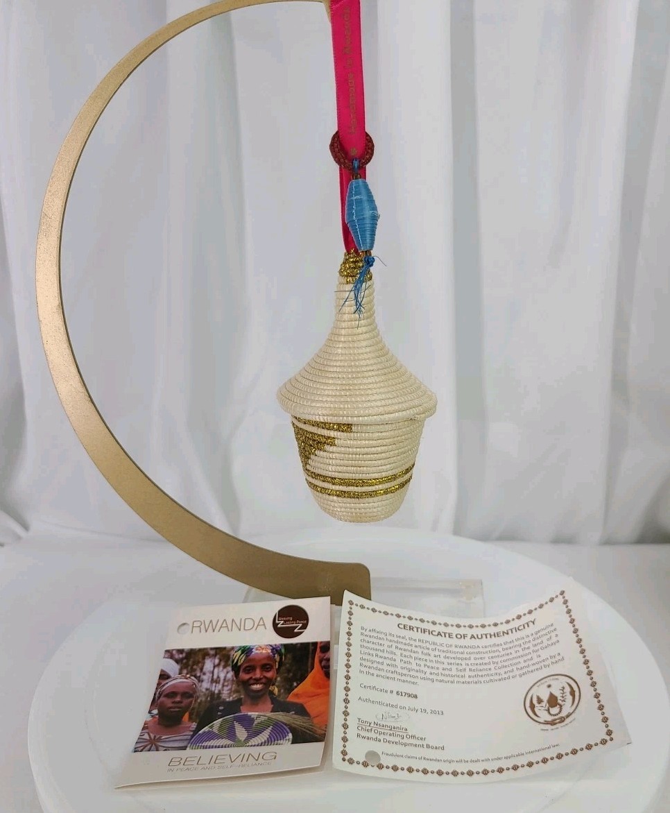 '16 Year Of Peace Macy's Inaugural Edition Ornament Rwanda Handwoven Basket 1267