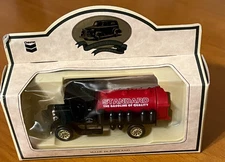 NOB LLEDO DAYS GONE DIECAST STANDARD OIL GAS TRUCK 1:64 SCALE CHEVRON SERIES