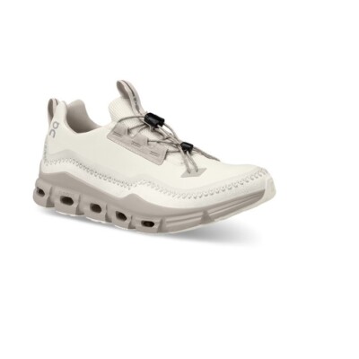【OTZ】Peacemore Platform Sneakers Ivory Perfect Bridal Ezra Ivory Pearl Embellished Platform Sneakers