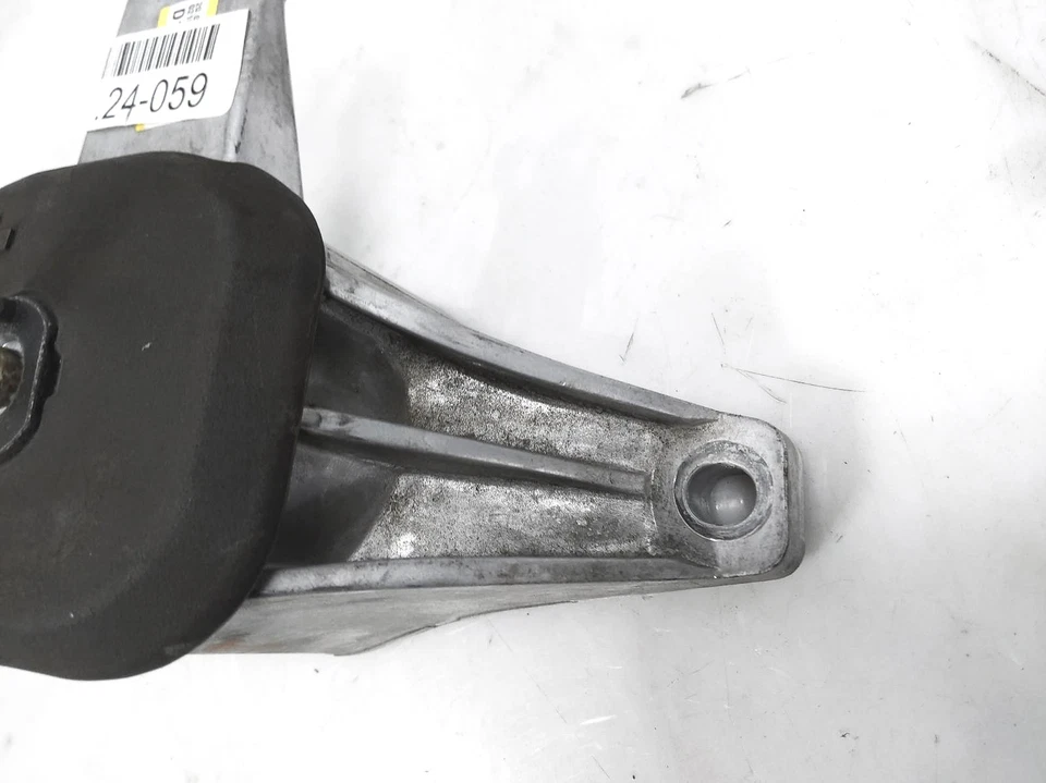 2020-2023 Hyundai Sonata 2.5L At Fwd Front Engine Motor Mount Oem 21810-L0150 - Image 3 of 4