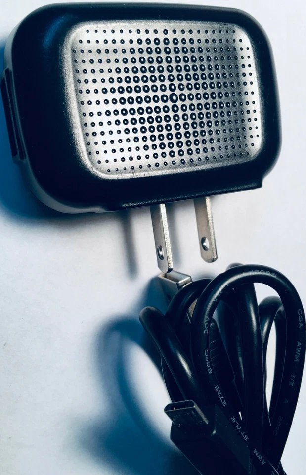 PANTECH OEM CNRUSB Universal Wall Travel Charger AC Adapter + Micro USB Cable - Image 2 of 4